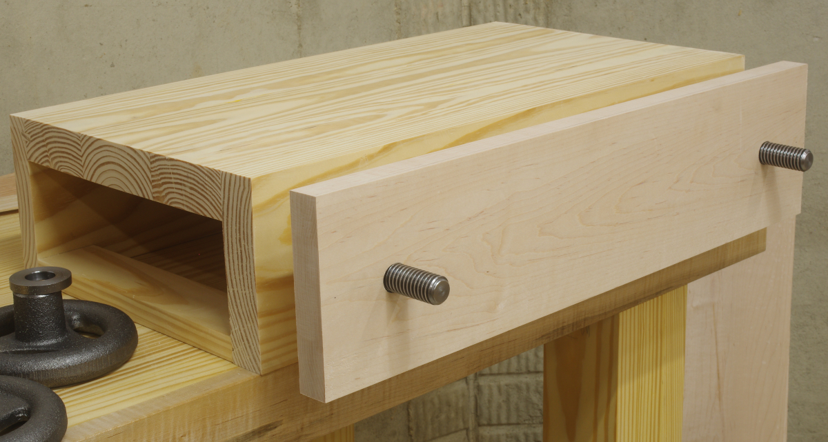Bench-On-Bench: It’s On | Galoototron